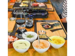 DuneDesign Raclette Teller Set mit Dipschale für 2 Personen 30 x 25 cm< Küchenhelfer|Schneidebretter