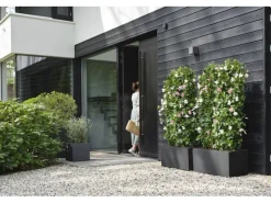 Elho Töpfe<Pflanztopf Vivo Next 40 cm x 40 cm x 40 cm Living Black mit Rollen