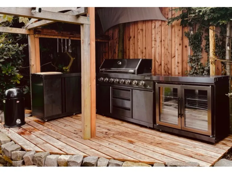 MyOutDoorKitchen Modul mit Schrank Black Collection< Kücheninseln