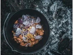 Petromax Pfannen|Töpfe<Dutch Oven Set FT9-T-Scrub Schwarz mit planem Boden 7,5 l Ø 23,9 cm