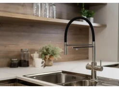 Einhebelmischer<VIZIO 5 Wege Wasserhahn Küchenarmatur Edelstahl Massiv mit 360° Schwenkbarem Auslauf Abnehmbare 2 Strahl Handbrause Gebürstet Schwarz