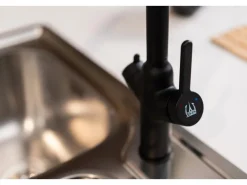 Clearance VIZIO 4 Wege Wasserhahn Küchenarmatur BOD mit 360° Schwenkbarem Auslauf Abnehmbare 2 Strahl Handbrause Schwarz Matt Weiß