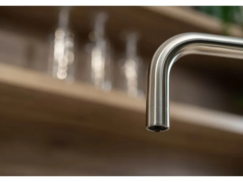 VIZIO 3 Wege Wasserhahn Küchenarmatur Edelstahl Massiv mit 360° Schwenkbarem N Auslauf Gebürstet