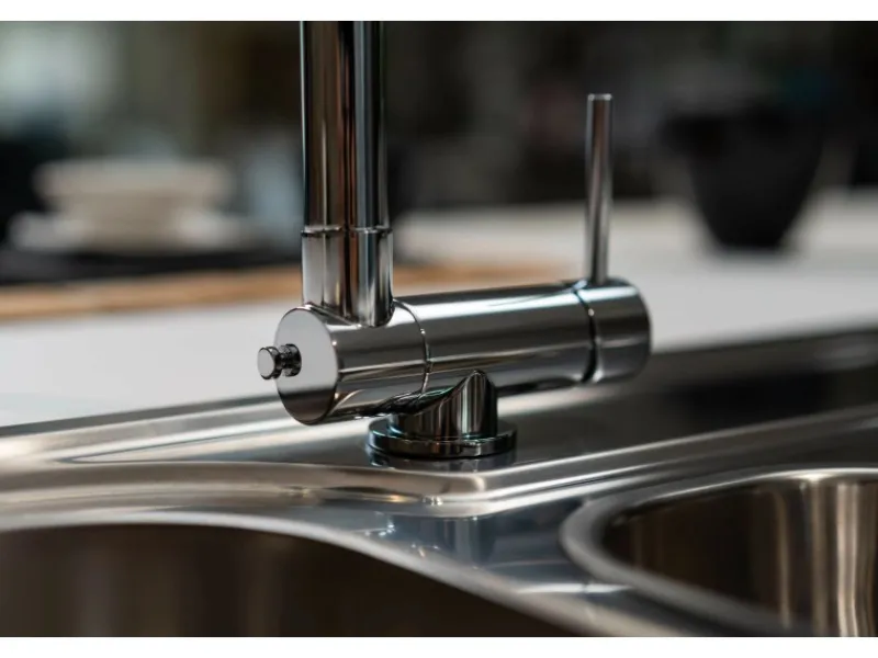 Discount VIZIO Wasserhahn Vorfenster Küchenarmatur Umklappbar 45 CM mit 360° Schwenkbarem Auslauf Abnehmbare 2 Strahl Handbrause Verchromt Schwarz