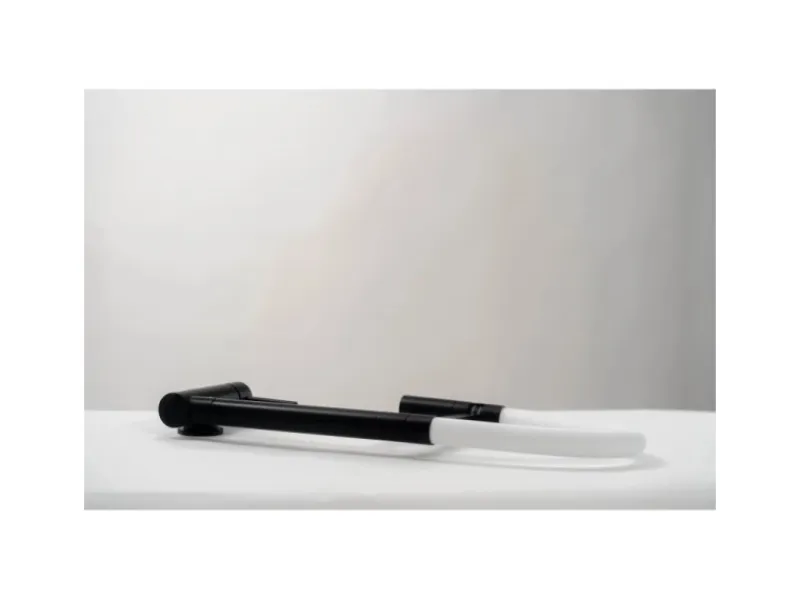 VIZIO Wasserhahn Vorfenster Küchenarmatur Umklappbar 45 CM mit 360° Schwenkbarem Auslauf Abnehmbare 2 Strahl Handbrause Schwarz Matt Weiß< Einhebelmischer